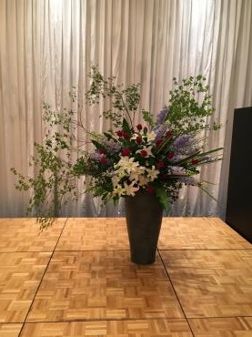石田純一様ディナーショー用装花「花金」（富山県高岡市の花屋）のギャラリー写真
